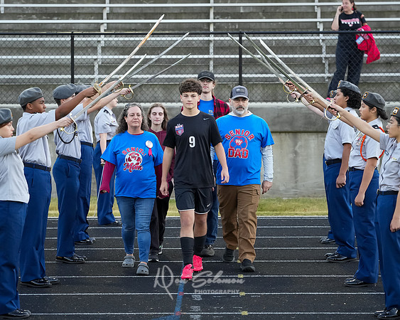 DSP25-1020-WFHS-SoccerSenior-1025