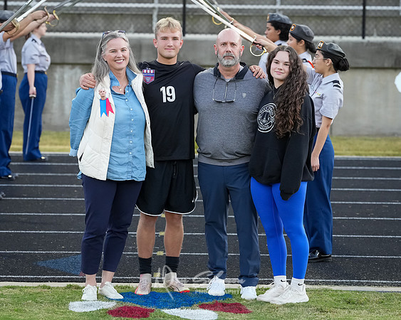 DSP25-1020-WFHS-SoccerSenior-1056