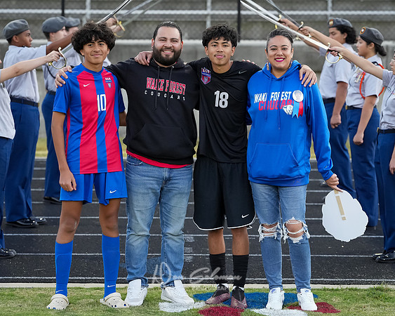 DSP25-1020-WFHS-SoccerSenior-1064