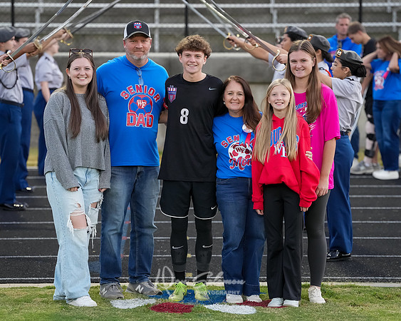 DSP25-1020-WFHS-SoccerSenior-1197