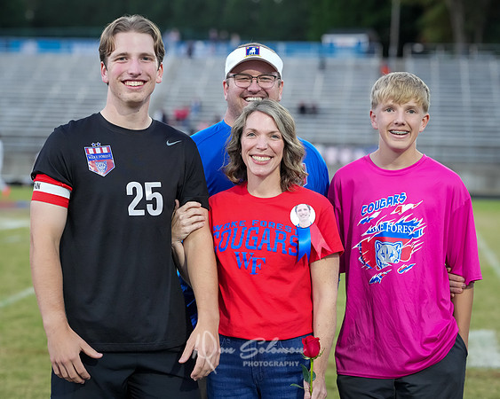 DSP25-1020-WFHS-SoccerSenior-1256