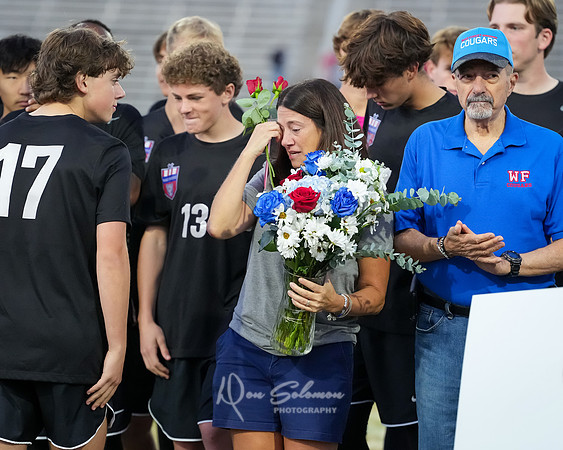 DSP25-1020-WFHS-SoccerSenior-1357
