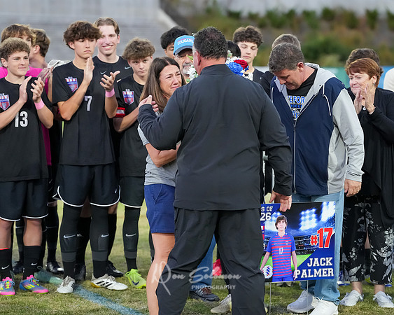 DSP25-1020-WFHS-SoccerSenior-1348