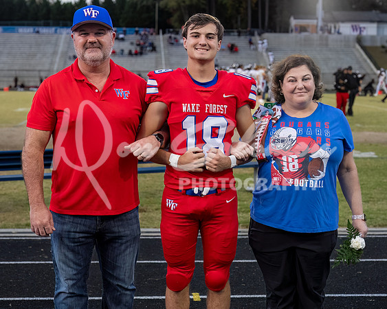 DSP23-1020-WFVFB-SeniorNight-15