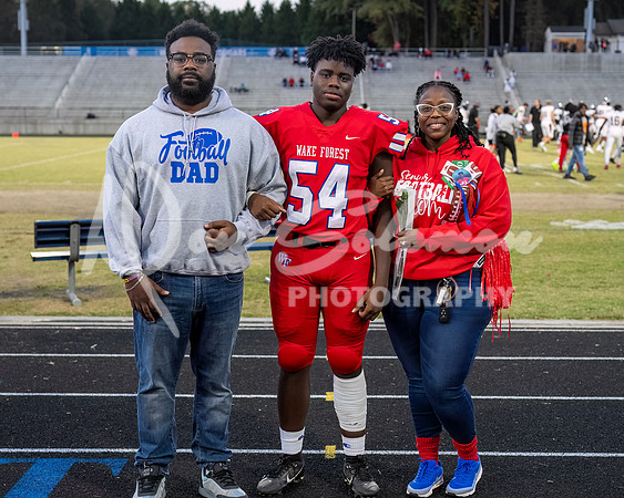 DSP23-1020-WFVFB-SeniorNight-27
