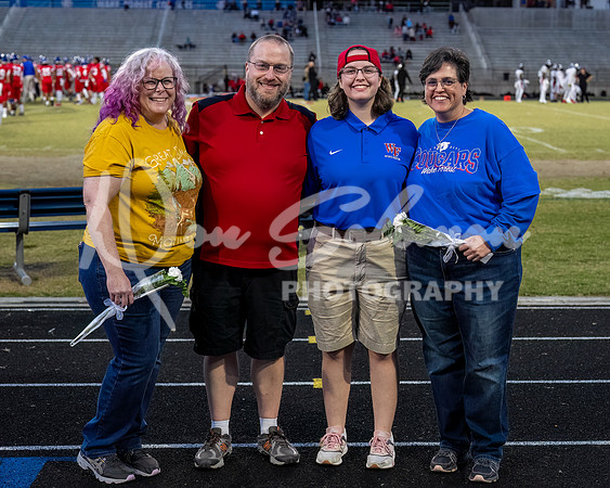 DSP23-1020-WFVFB-SeniorNight-39